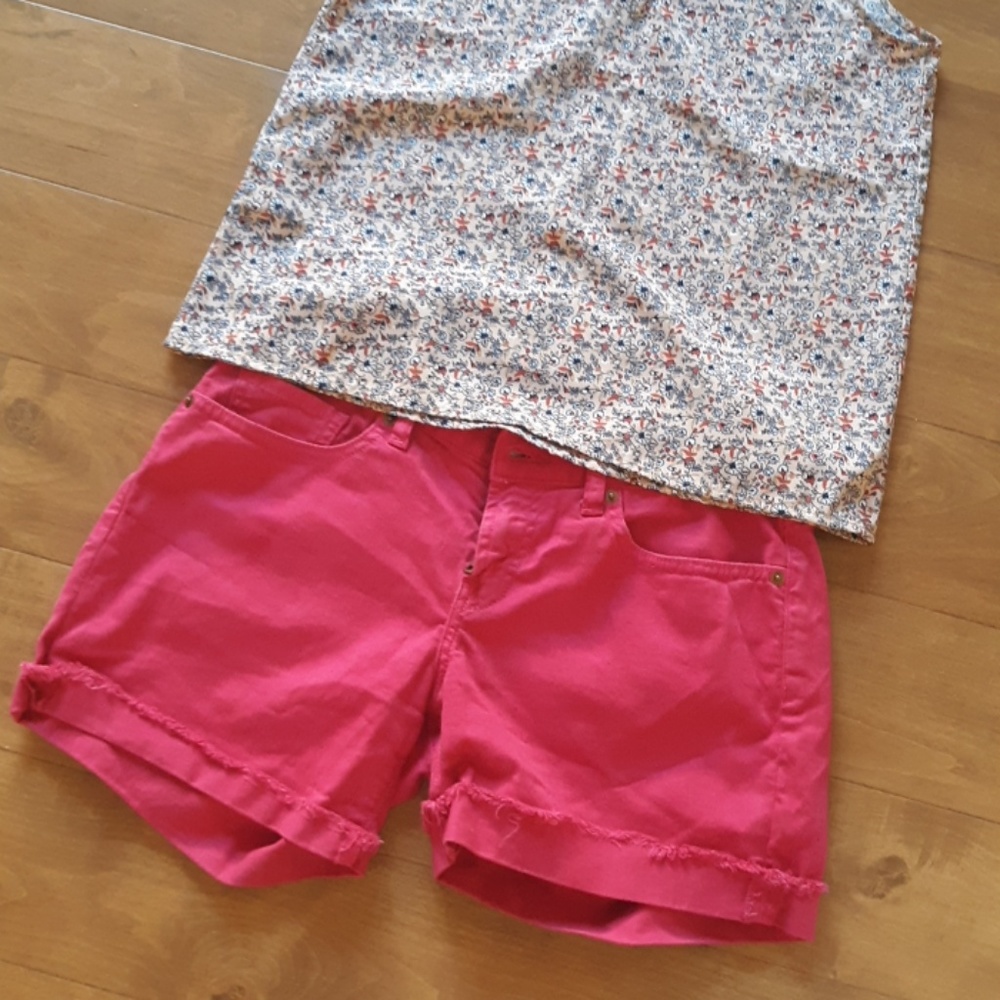 hot pink Lucky Brand shorts